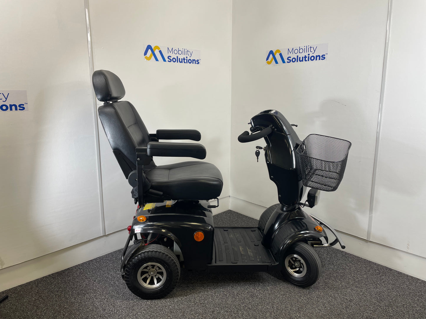 Freerider Mayfair 8 Deluxe (2022)