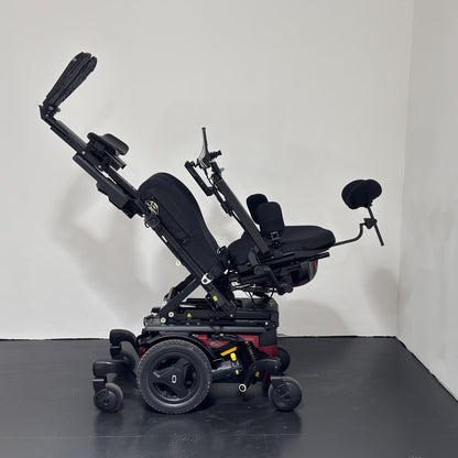 Quantum Edge 3 Stretto Powerchair