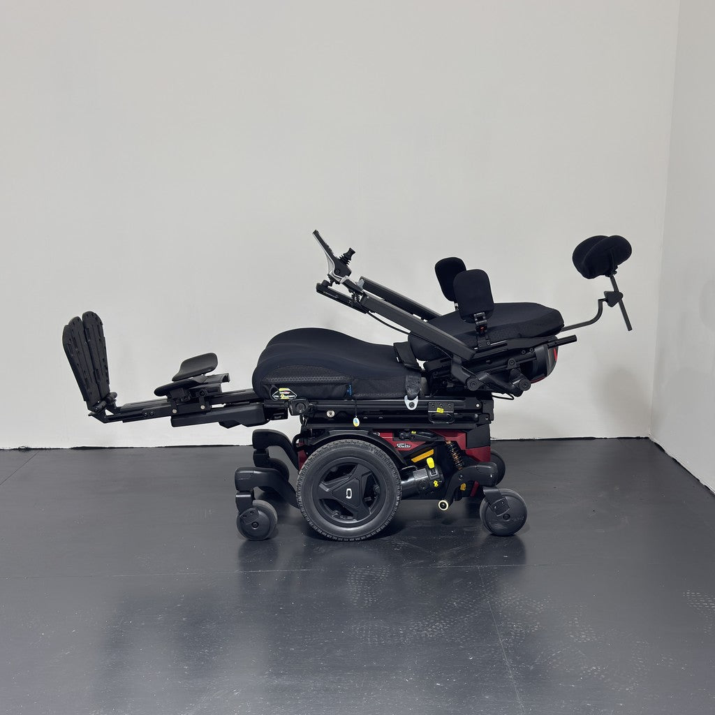 Quantum Edge 3 Stretto Powerchair